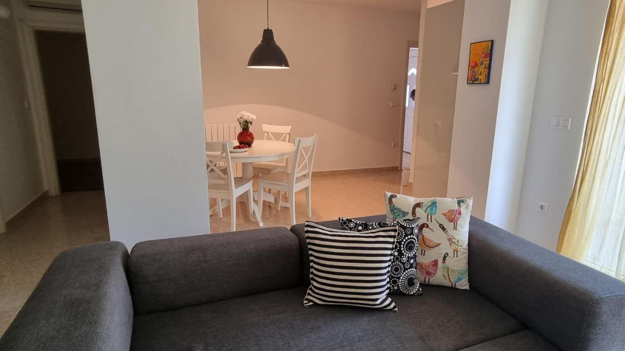 Casa Emma With Pool Apartment โปเรช ภายนอก รูปภาพ