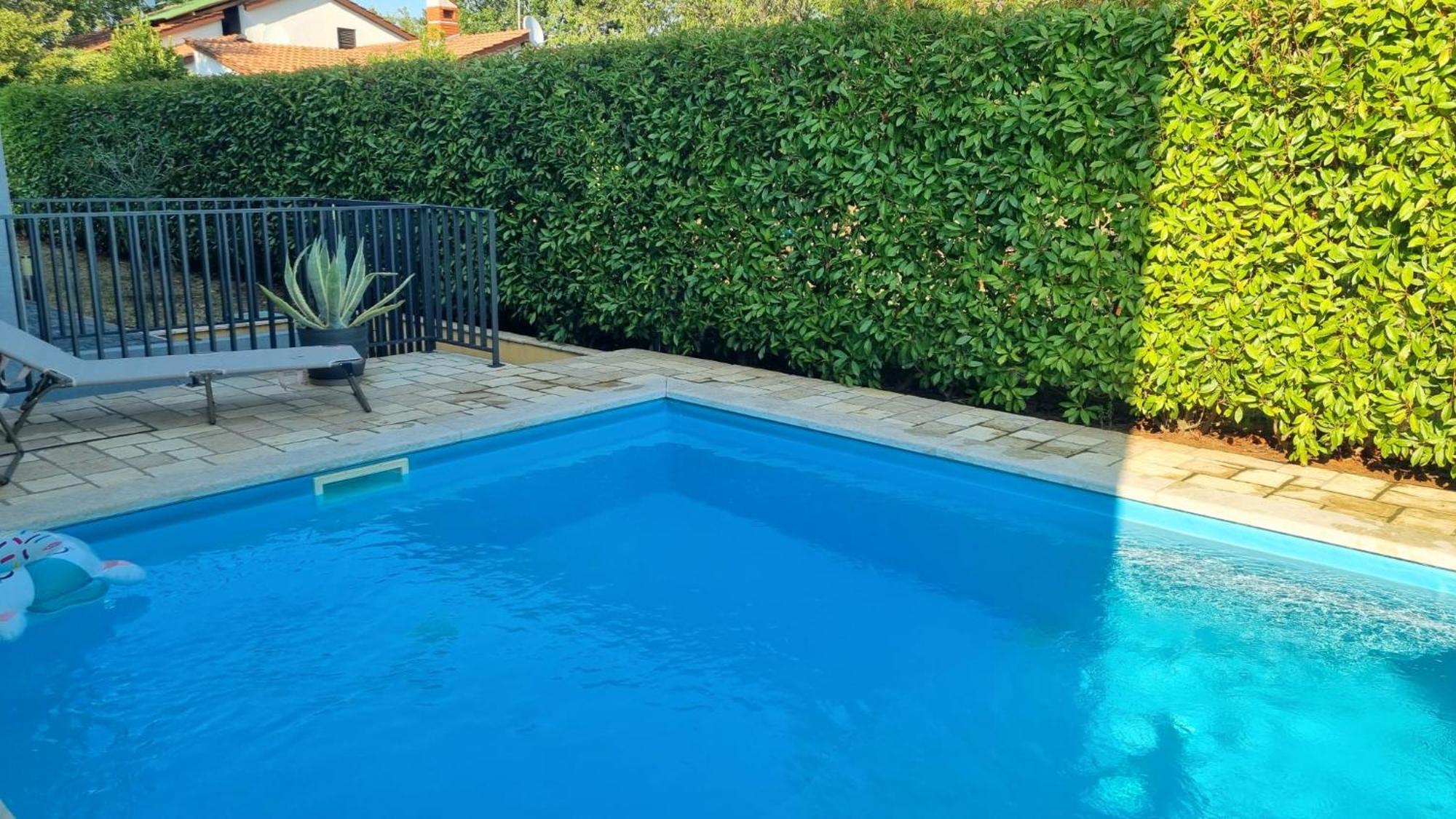 Casa Emma With Pool Apartment โปเรช ภายนอก รูปภาพ